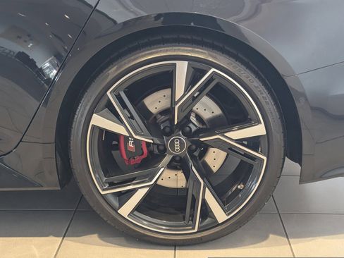 Used 2023 Audi RS 6 w/ Executive Package image 8