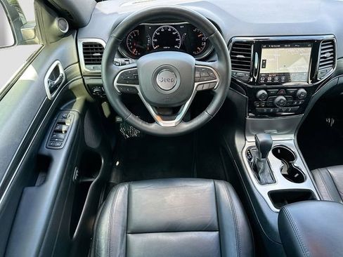 Used 2022 Jeep Grand Cherokee Limited RWD image 23