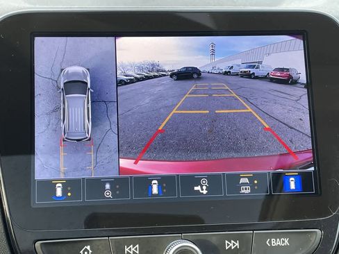 Used 2023 Chevrolet Equinox Premier image 29