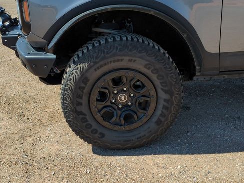Used 2021 Ford Bronco Wildtrak AWD/4WD image 10