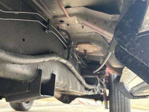 Used 2013 Ford F150 XLT w/ XLT Chrome Pkg image 14