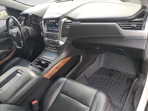Used 2018 Chevrolet Tahoe Premier AWD/4WD image 29