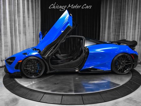 Used 2021 McLaren 765LT RWD image 1