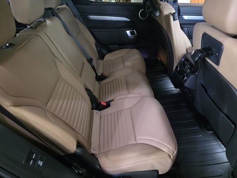 New 2026 Land Rover Discovery Dynamic SE AWD/4WD image 5