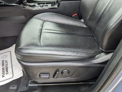 Certified 2024 Kia Sorento SX image 23