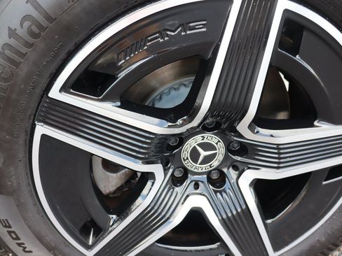 Used 2025 Mercedes-Benz GLC 350e 4MATIC w/ AMG Line image 27