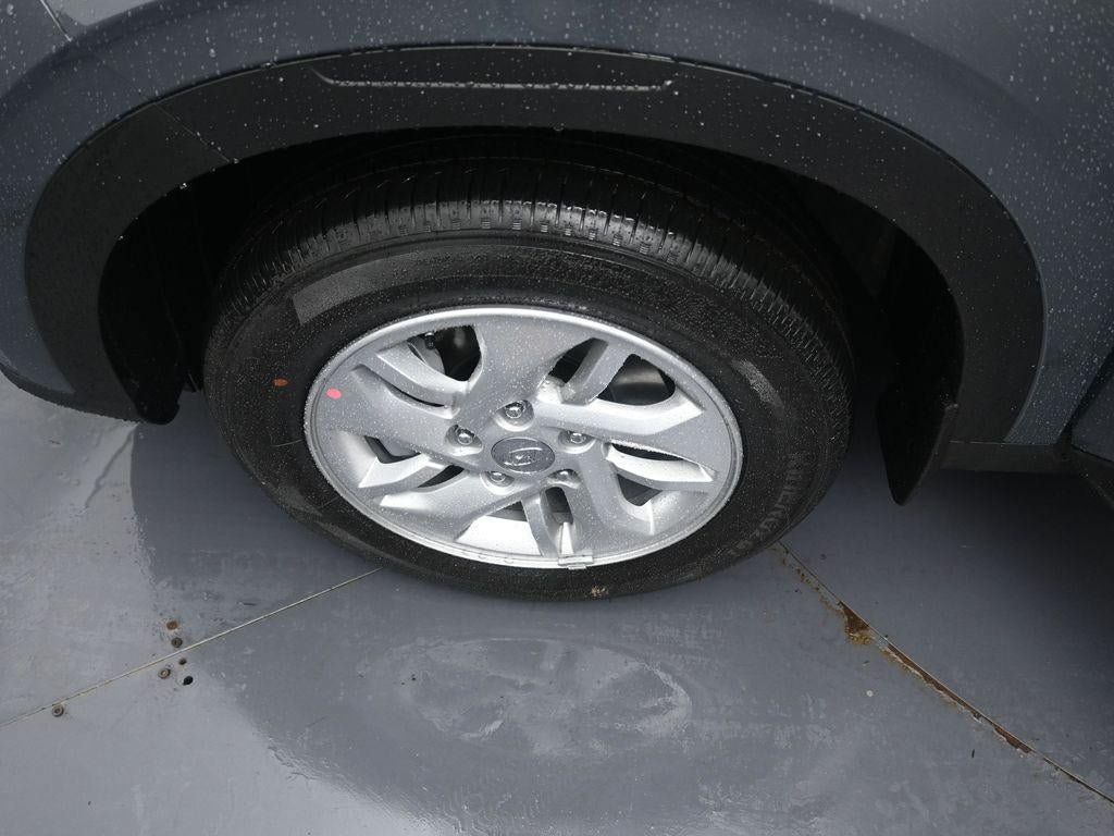 New 2026 Hyundai Venue SE FWD image 37