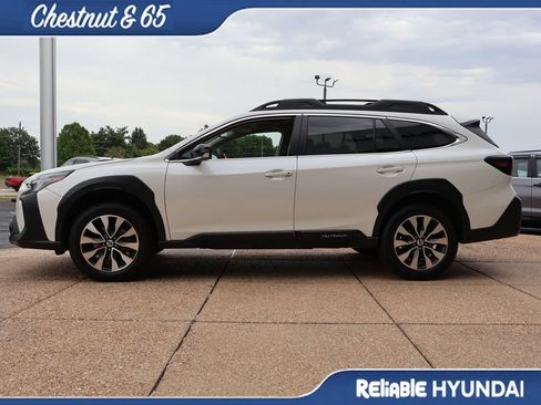 Used 2024 Subaru Outback Limited AWD/4WD image 3