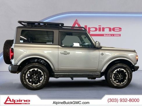 Used 2021 Ford Bronco Outer Banks image 6