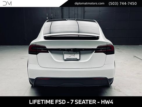 Used 2025 Tesla Model X AWD/4WD image 5