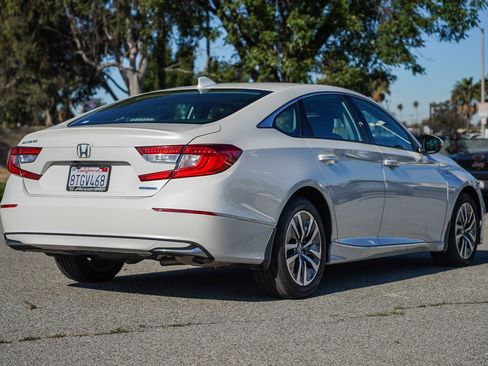 Used 2020 Honda Accord EX image 9