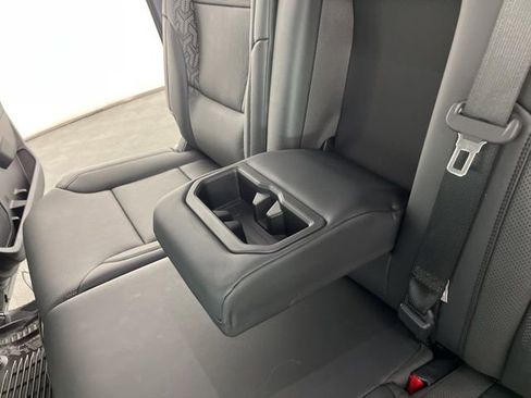 Used 2023 Toyota Tundra SR5 w/ SR5 Premium Package AWD/4WD image 38