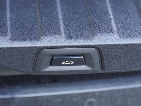 Used 2023 BMW X5 M50i w/ Executive Package image 38