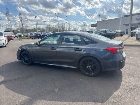 Used 2024 Honda Civic Sport image 12