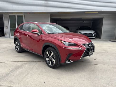 Used 2019 Lexus NX 300h AWD w/ Premium Package image 3