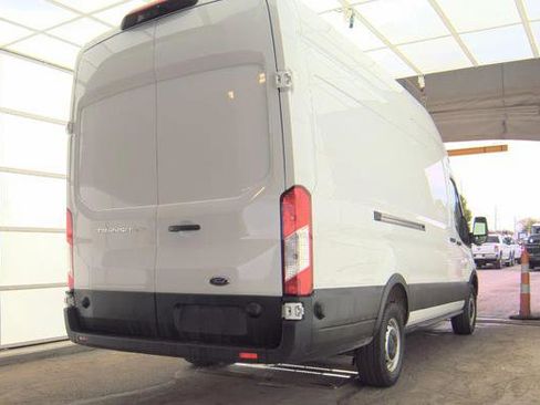 Used 2024 Ford Transit 250 148 High Roof Extended RWD image 3