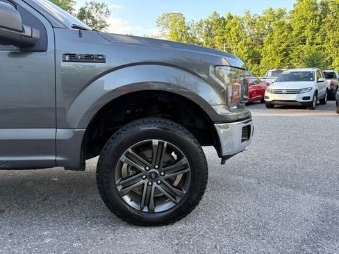 Used 2019 Ford F150 XLT w/ Equipment Group 302A Luxury AWD/4WD image 35