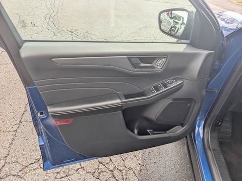Used 2023 Ford Escape Active AWD/4WD image 12