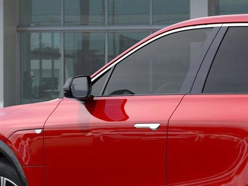 New 2025 Cadillac Lyriq Luxury RWD image 12