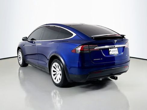 Used 2018 Tesla Model X 75D image 9