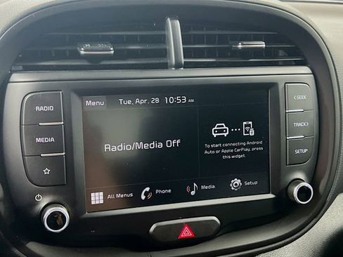 Certified 2025 Kia Soul LX FWD image 14