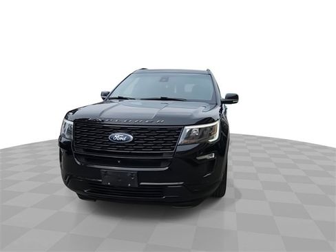Used 2018 Ford Explorer Sport w/ Equipment Group 401A image 3