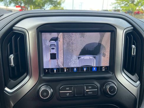 Used 2021 Chevrolet Silverado 1500 LTZ w/ LTZ Premium Package AWD/4WD image 38