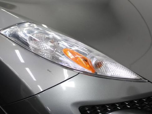 Used 2013 Nissan Juke SV image 26