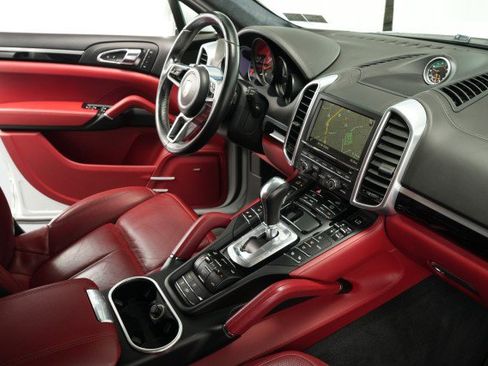 Used 2016 Porsche Cayenne GTS AWD/4WD image 59
