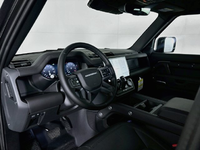 New 2026 Land Rover Defender 110 X-Dynamic SE AWD/4WD image 9