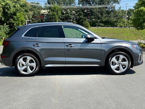 Used 2023 Audi Q5 2.0T Premium Plus w/ Premium Plus Package AWD/4WD image 8