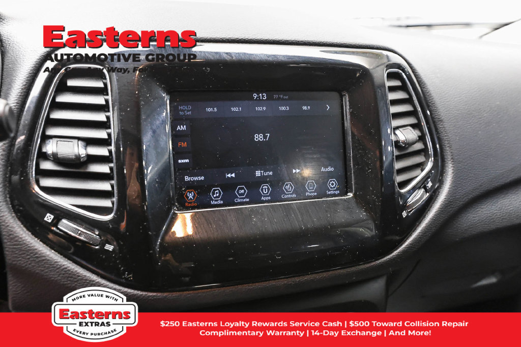 Used 2020 Jeep Compass Latitude AWD/4WD image 21