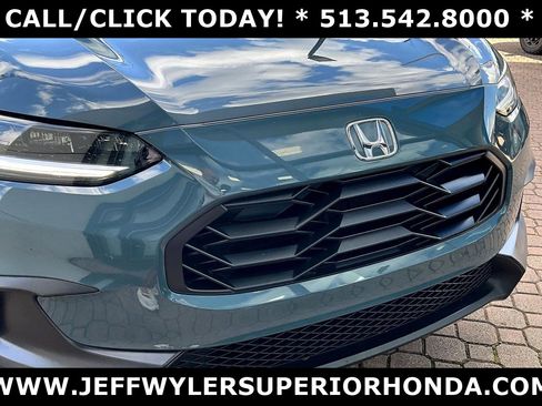Used 2024 Honda HR-V Sport image 31