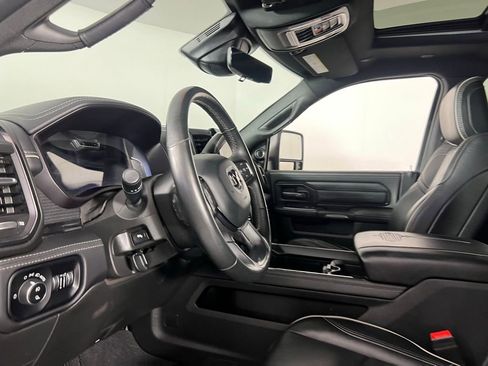 Used 2024 RAM 3500 Limited image 25