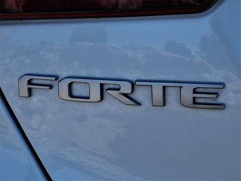 Certified 2023 Kia Forte GT-Line image 30
