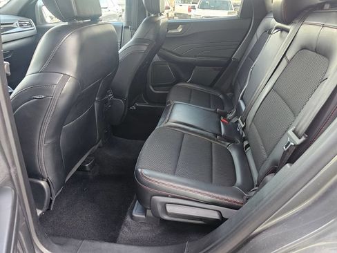Used 2025 Ford Escape ST-Line AWD/4WD image 12