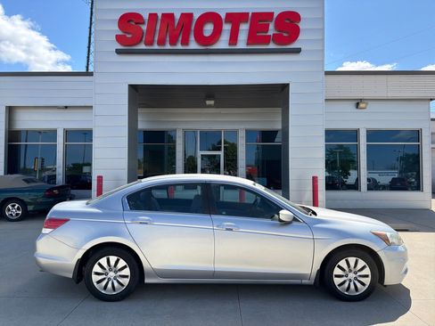 Used 2012 Honda Accord LX image 1