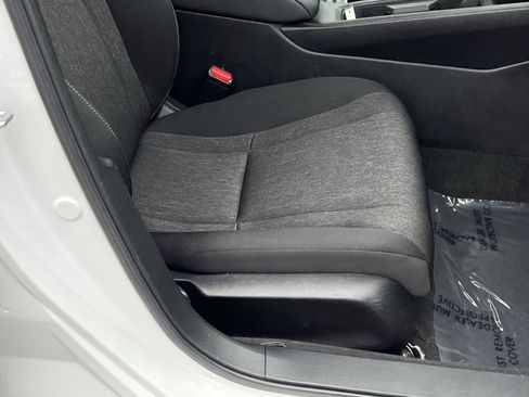 Used 2023 Honda Accord LX image 31