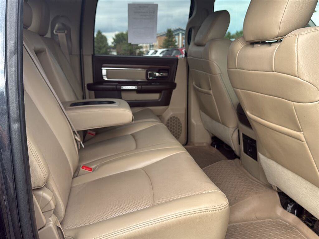 Used 2014 RAM 2500 Laramie w/ Convenience Group AWD/4WD image 10