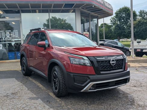 Used 2024 Nissan Pathfinder Rock Creek AWD/4WD image 1