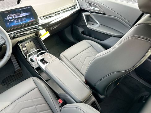 New 2026 BMW X1 xDrive28i w/ Technology Package image 18