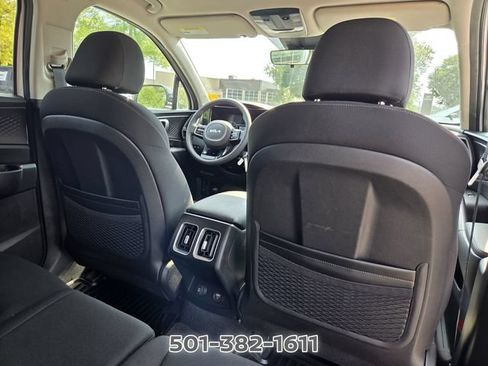 Used 2023 Kia Sorento LX FWD image 15