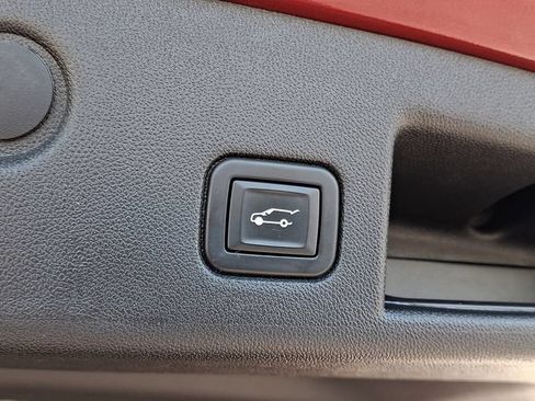 Used 2020 Chevrolet Equinox LT AWD/4WD image 28