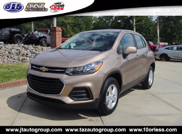 Used 2018 Chevrolet Trax LS AWD/4WD image 3