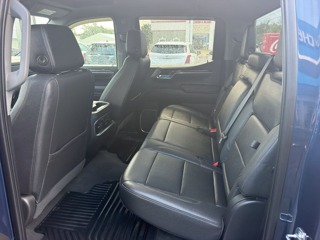 Used 2023 Chevrolet Silverado 1500 LTZ AWD/4WD image 12