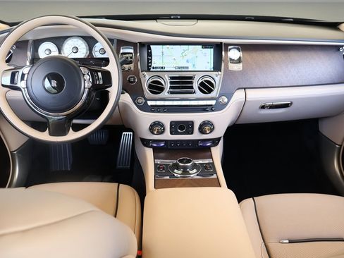Certified 2019 Rolls-Royce Wraith RWD image 4