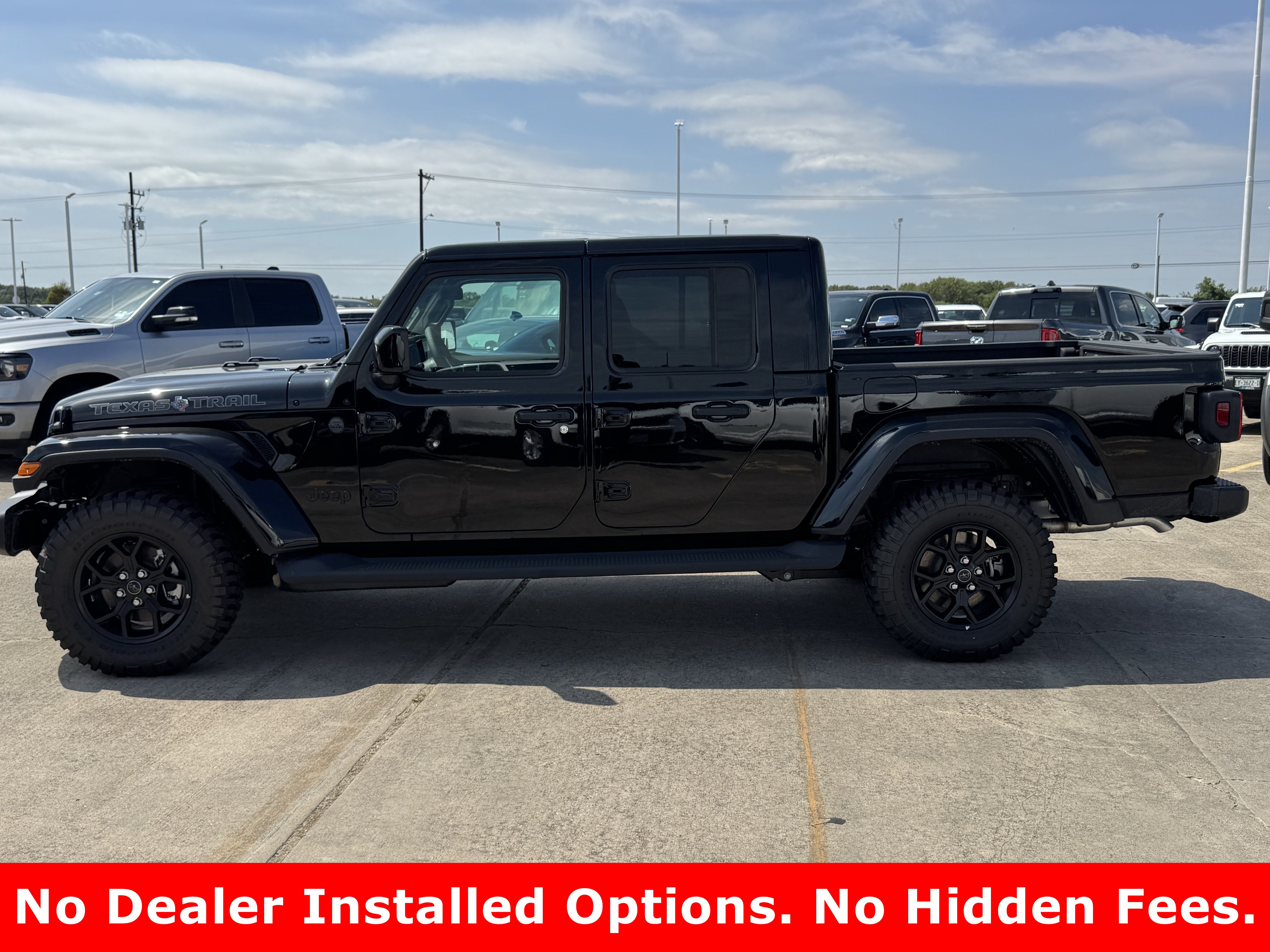 New 2026 Jeep Gladiator Sport AWD/4WD image 3