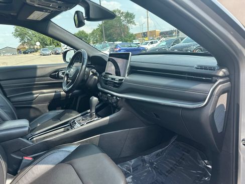 Used 2022 Jeep Compass High Altitude AWD/4WD image 31
