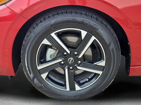 Used 2024 Nissan Sentra SV FWD image 10