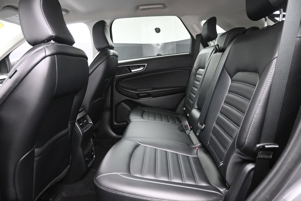 Used 2024 Ford Edge SEL w/ Convenience Package AWD/4WD image 14